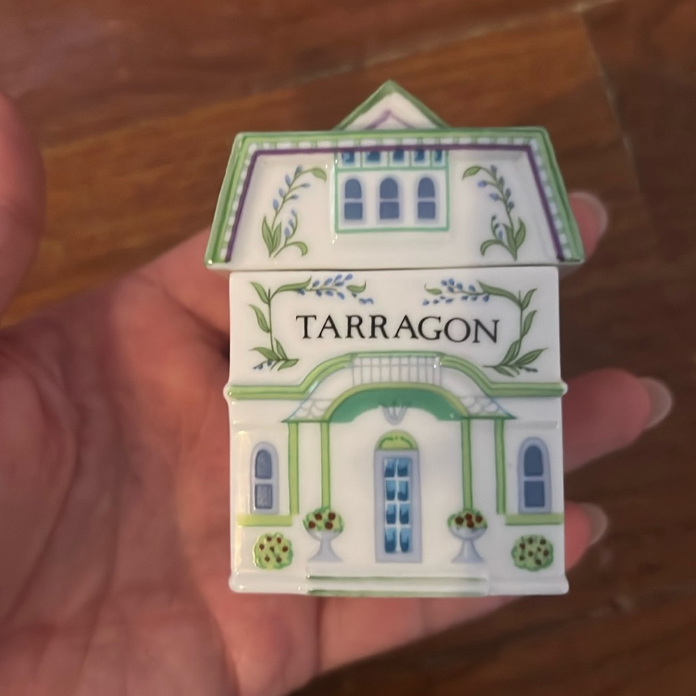 LENOX SPICE VILLAGE Vintage 1989 Tarragon Spice Jar Never Used